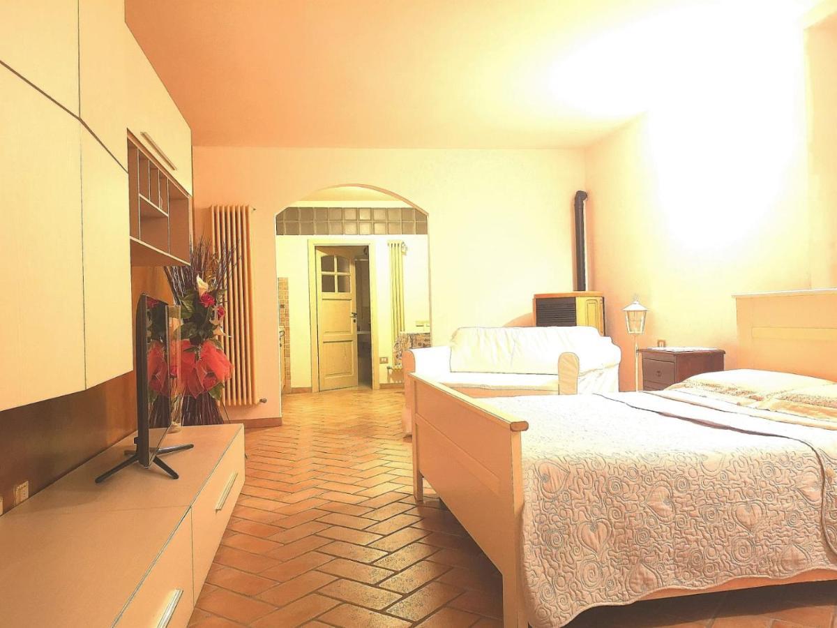Casa Mica Hotel Abbadia San Salvator Luaran gambar